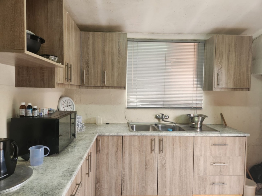 2 Bedroom Property for Sale in Parkdene Western Cape